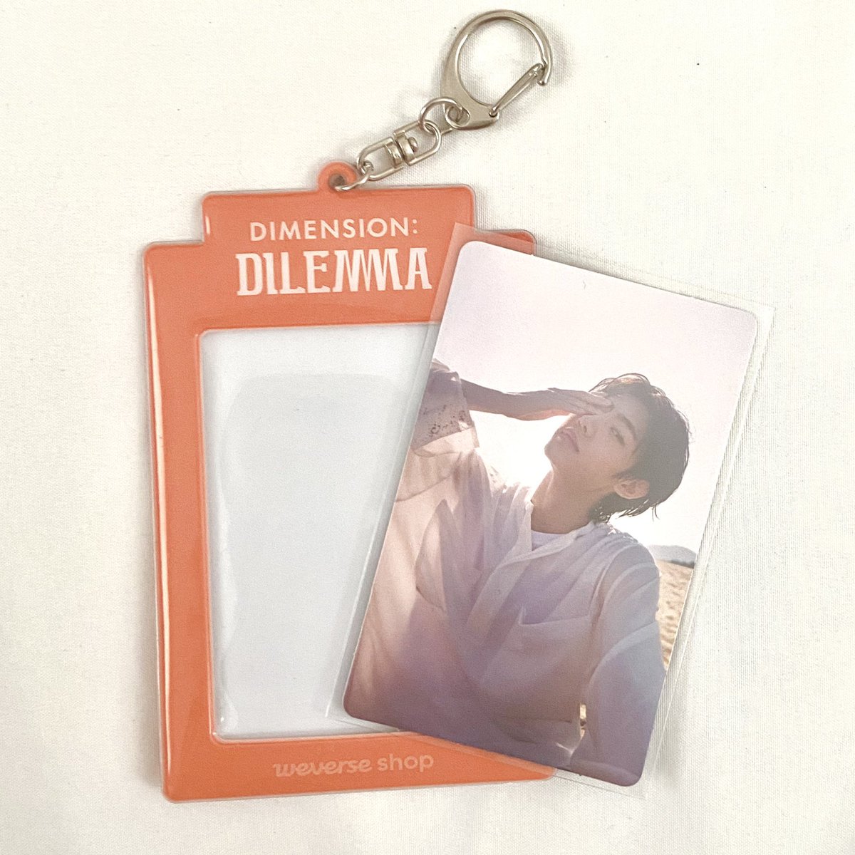 polacart's tweet photo. ꒰ wts lfb ph ꒱

sunghoon d:d weverse pob w/ orange buscard 

— repriced to ₱200
— onhand, mint condi
— dop: payo / 3 days res
— mod: direct ggx / flash exp

#. dimension dilemma enhypen ody odysseus pc photocard https://t.co/Bf21Oo2CdI