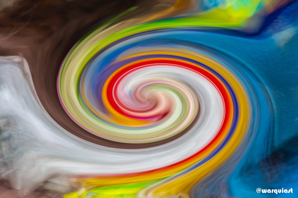 Endless Love. NFT art by Warquiast.
#artist #nftart #DigitalArtist