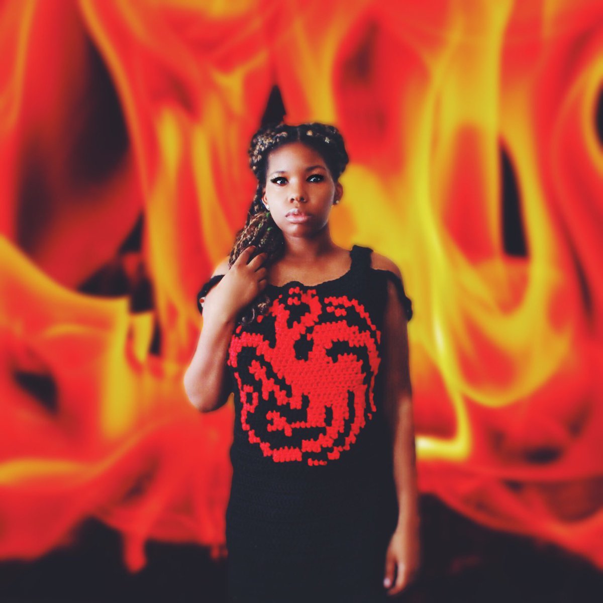 DreamCrochet's tweet photo. 🔥Made this #HouseTargaryen Crochet top years ago, soooo ready for #HouseoftheDragon ❤️‍🔥❤️‍🔥 https://t.co/srJADaPuTV