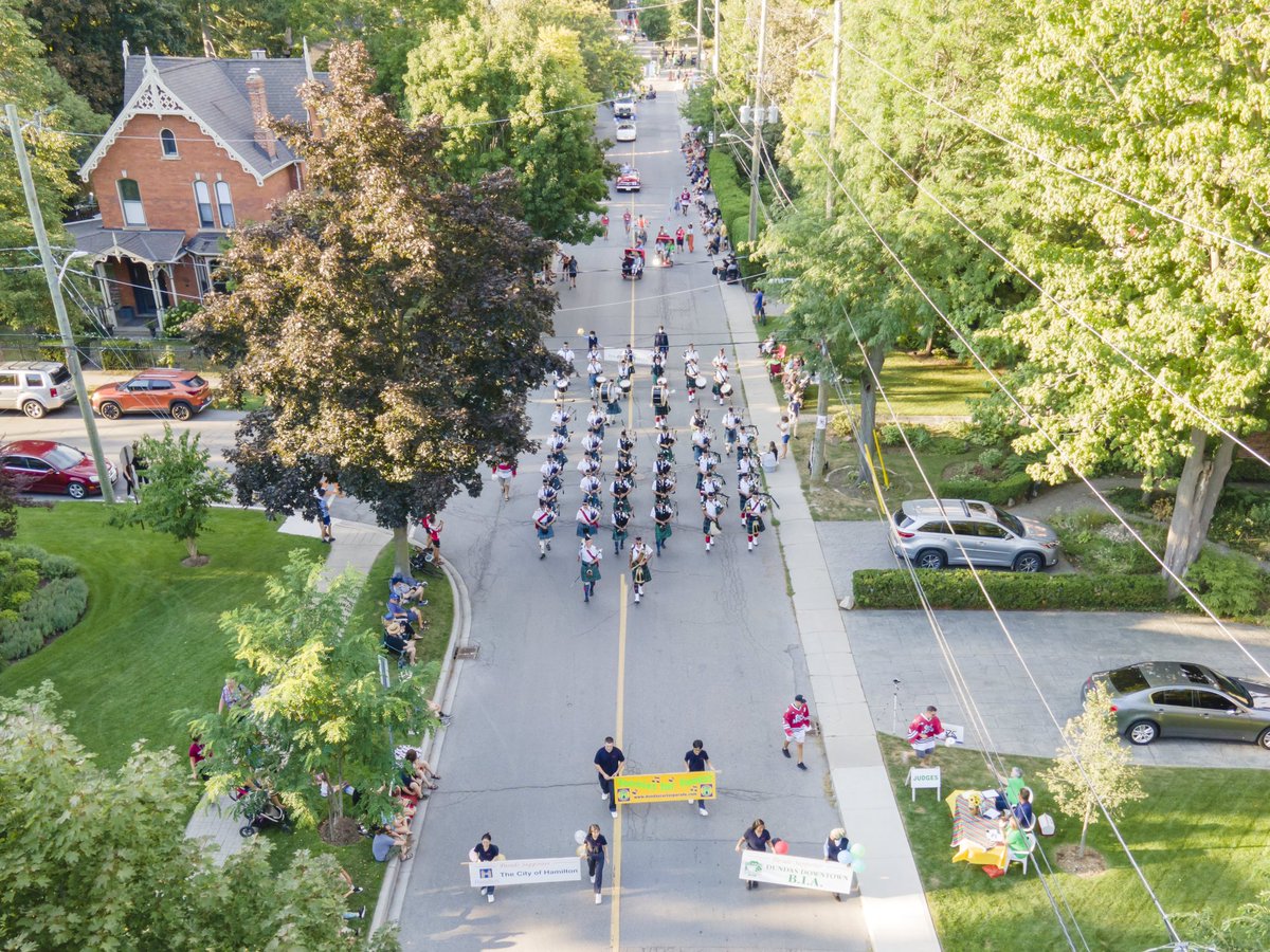 DundasPipeBand's tweet photo. That’s a wrap for this year! @CactusFest @CactusParade #dundas #cactusfest https://t.co/3ndNDbAZAT