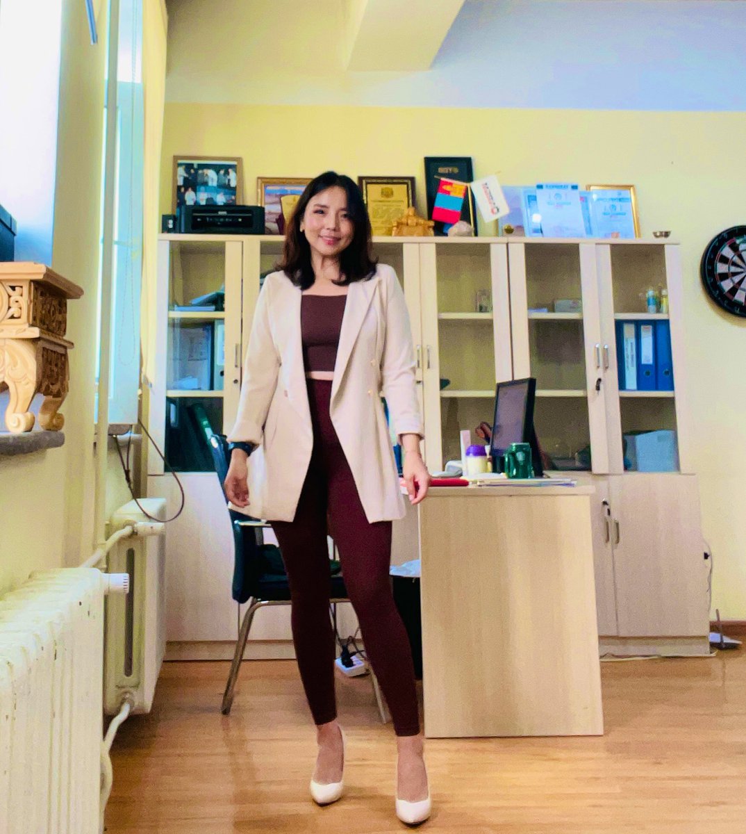 Амьдрал урт богиноороо биш утга агуулгаараа л хэмжигддэг. 
Өглөөний мэнд 😌