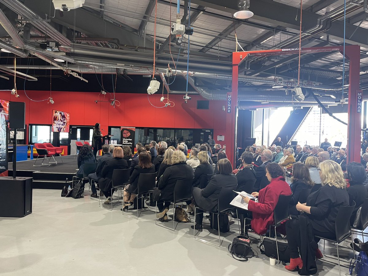 Wonderful to be representing <a href="/Deakin/">Deakin University</a> at the <a href="/KanganInstitute/">Kangan Institute</a>,Docklands for the launch of the Victorian Skills Plan and Skills Roadmap #VictorianSkillsAuthority @DETVic <a href="/GayleTierney/">Gayle Tierney MP</a> #springst