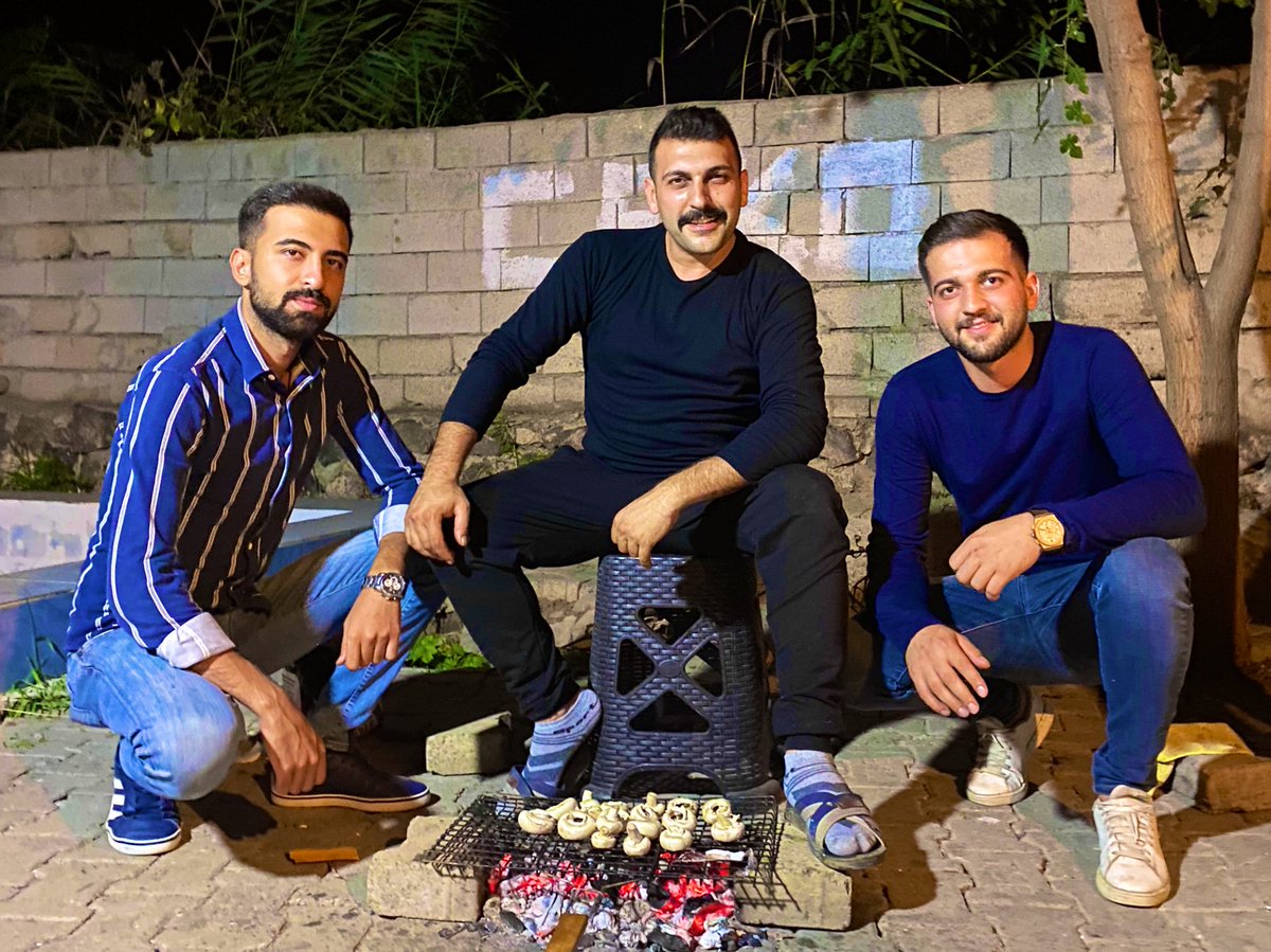 Bir hayat ki sonu cennet, cefasından ne çıkar. Bir hayat ki sonu cehennem, sefasından ne çıkar.