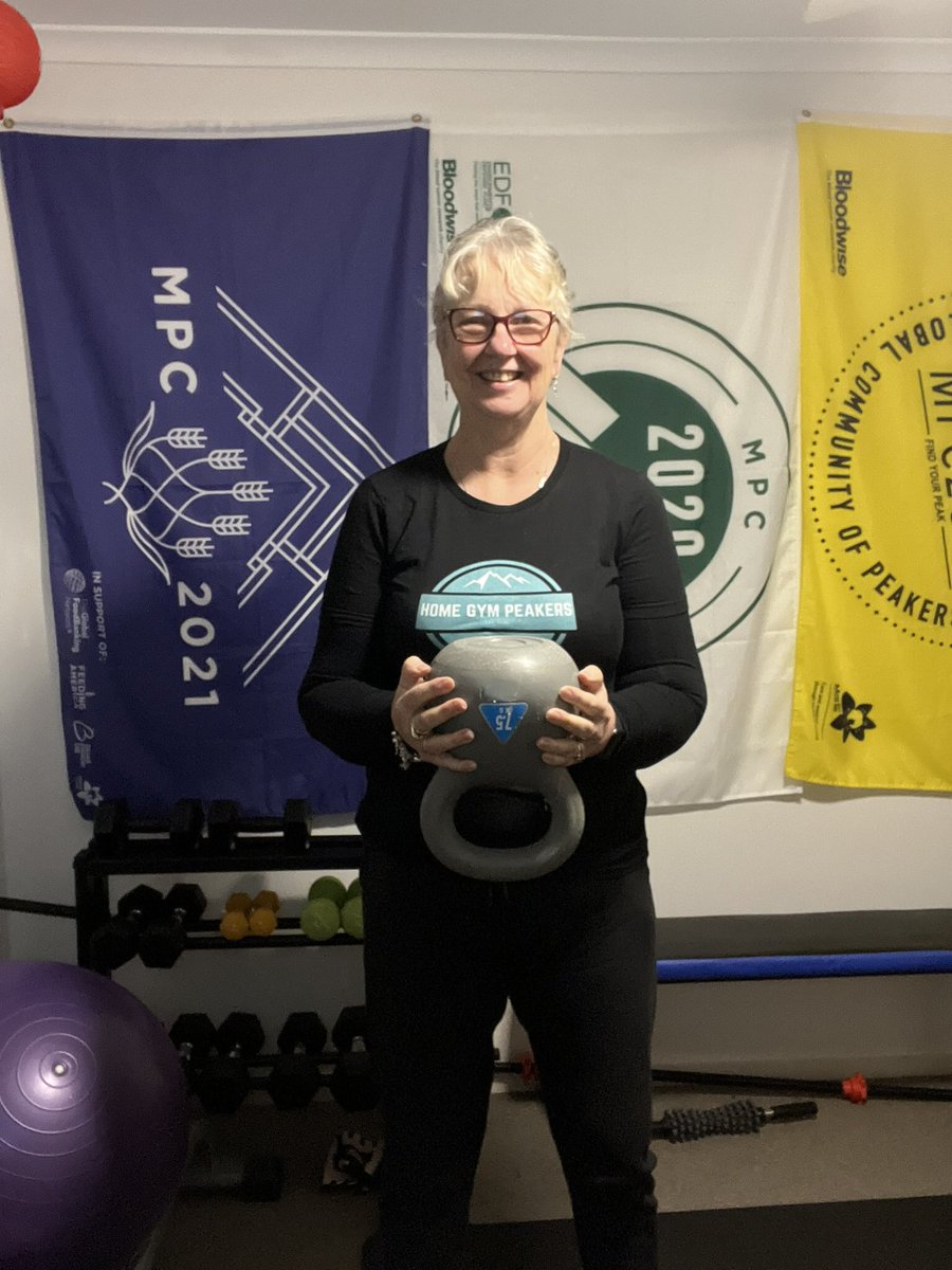lesley210756's tweet photo. Never miss a Monday! Month 8 Accelerate Cycle 2 started with Session 1 Squat Day completed ✅ plus a total of 5k walks with Boofy 🐾🐾 trying to increase my walking to get ready for the Munro Step Challenge 😀 #MPC2022 #aussiepeakers #fitat66 #dogsofMPC @SamHeughan https://t.co/AVssrT2xvV