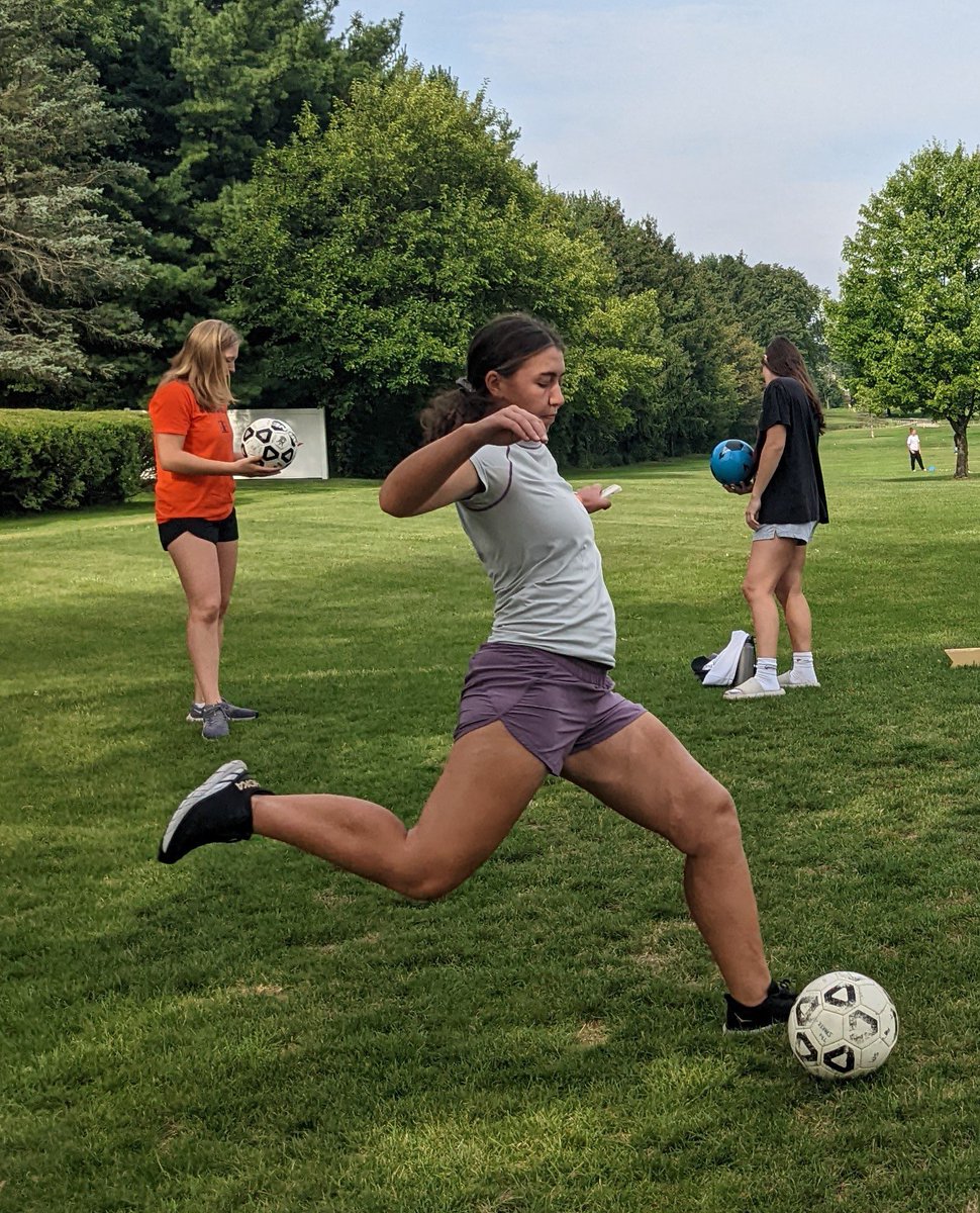 Findlay Softball (@ufoilersoftball) on Twitter photo Hey…..<a href="/UFWSoccer/">UF Women's Soccer</a> we tried our luck at soccer/golf…. Here’s just a few action shots….
Advice welcomed😂🥎 Hey…..<a href="/UFWSoccer/">UF Women's Soccer</a> we tried our luck at soccer/golf…. Here’s just a few action shots….
Advice welcomed😂🥎
