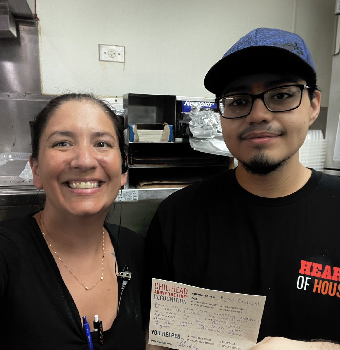 shelliwolf's tweet photo. Ryan is one of my newer cooks at #teamstreamwood and is maintaining top results in food great and GWAP. Starting to challenge himself to master new zones and is getting 1* better everyday! @GumpMike @NicholasBPaxton @LukeFBrockman @Chilis #chilislove https://t.co/uOlI6aY6Ou