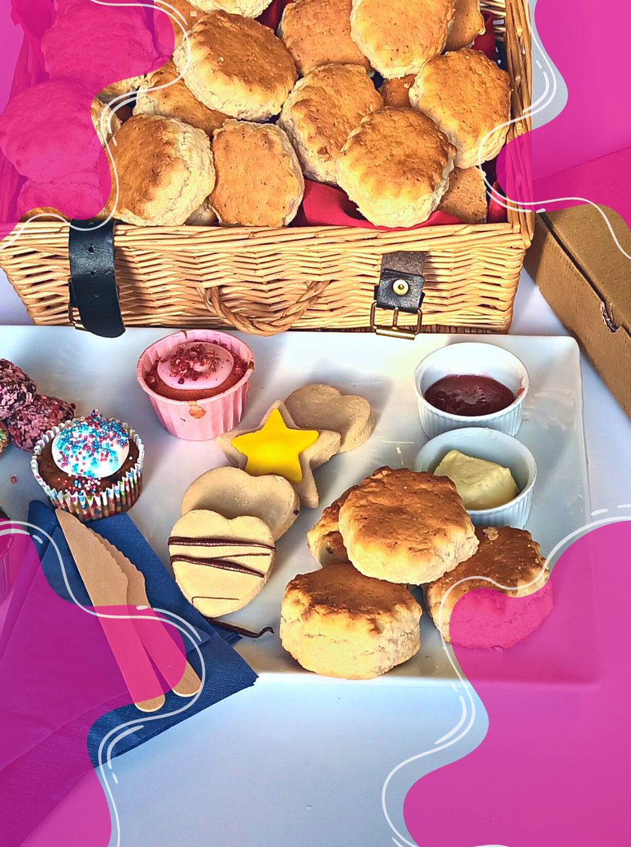 Britain Loves Baking tweet media