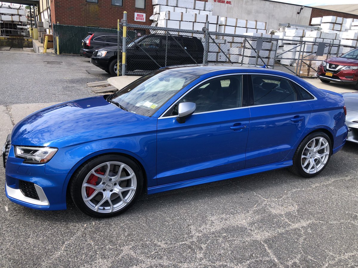 GETITDETAILED's tweet photo. Audi RS3 
Polished &amp; Coated Up 
#getitdetailed #audi #ceramiccoating #longisland #nyc #dailydriver #sportscar https://t.co/3xVBlkMWXG