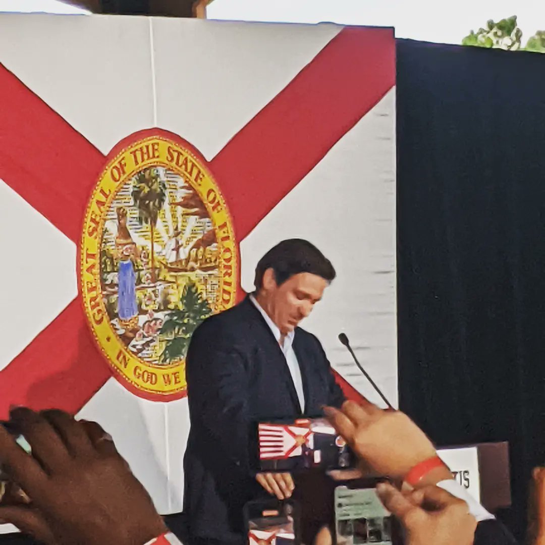 BetterWFetter's tweet photo. Governor DeSantis making red waves with his education agenda, support for parental rights and protections for our students. God bless the Free State of Florida. #parentalrights #education #govote @RonDeSantisFL @teamrondesantis https://t.co/xq0763FdZB