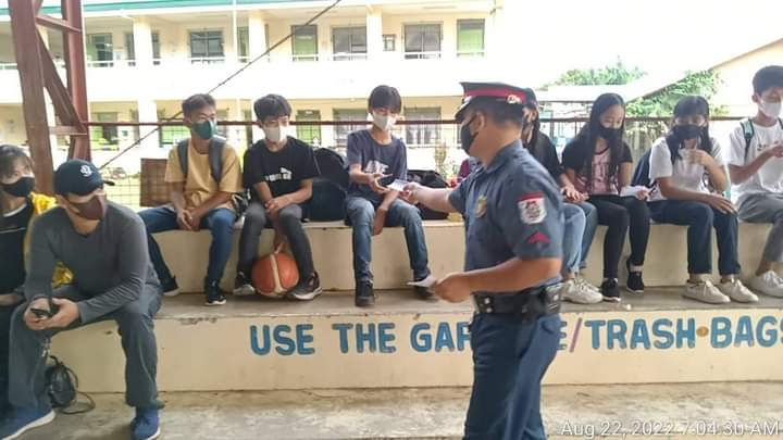 gal_pnp's tweet photo. August 22,2022 
@gal_pnp @pnpdpcr 
Conducted  dialogue and distribution of flyers re reminders to parents and students for the school year 2022-2023,Illegal drugs awareness and safety health standards protocol on COVID 19 among the students of Pagangpang National High School. https://t.co/RGNEDiq8MJ