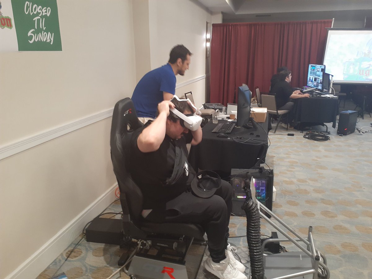 SeanMillsMedia's tweet photo. A virtual reality Bugworld Online brings us one step closer to bringing THE LAWNMOWER MAN to reality.
#bugcon2022 https://t.co/ydU0gLvq8V