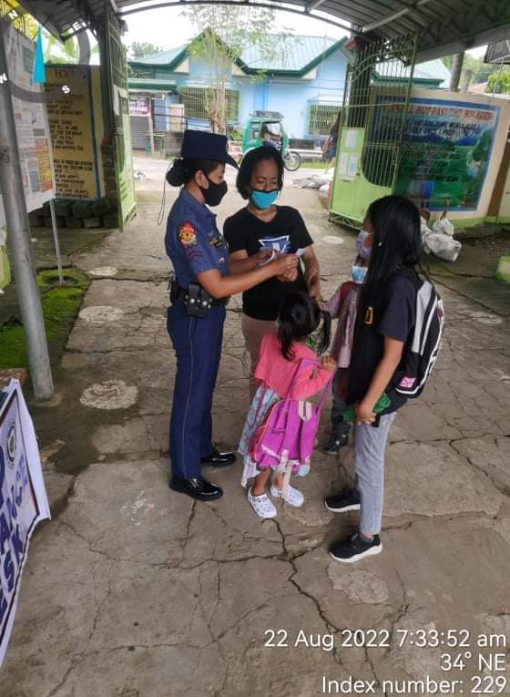 gal_pnp's tweet photo. August 22,2022 
@gal_pnp @pnpdpcr In relation to LIGTAS BALIK ESKWELA

Conducted dialogue and distribution of flyers re reminders to parents and students for the school year 2022-2023 and to shield them from the influence of CTG front organization at Galimuyod Integrated School https://t.co/llpAm2L1En