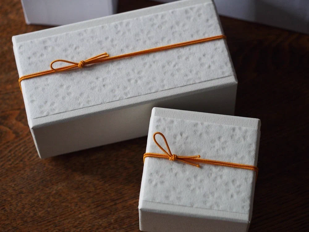 シロクマが底から顔を覗かせる！ユニークなお猪口が可愛い♡