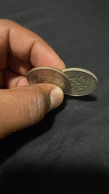 One half dollar is pure silver, one is made with copper. Who trying to buy the pure silver money? #SLR<a href="/tag/slr"class="tags"><span>#slr</span></a>