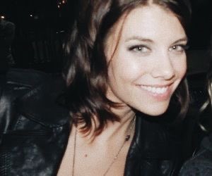 FORGEDlNFlRE's tweet photo. I realise people haven’t had a chance to get a good look at me so I thought I’d post a photo. It’s a little old but I still look pretty similar. https://t.co/XJe1Yd2fhi