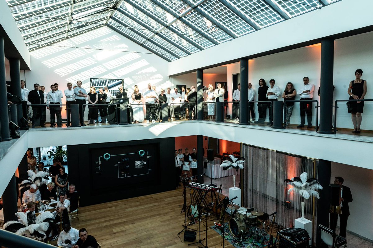 Mannheimer Familien-Unternehmen Lindy-Elektronik feierte 90-jähriges Jubiläum prolog-pr.com/lindy-presseme…