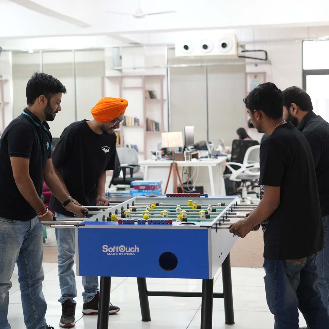 CueForGood's tweet photo. A leisurely walk to freshen your perspective or a gathering over a game of Foosball? Everyday after lunch we dedicate 30 minutes to respite activities at CueBlock's office. Because as much as work is good for mental health, so is a much needed wee break! 

#CueBlocks #CBThrowback https://t.co/9cfgBuKRrb