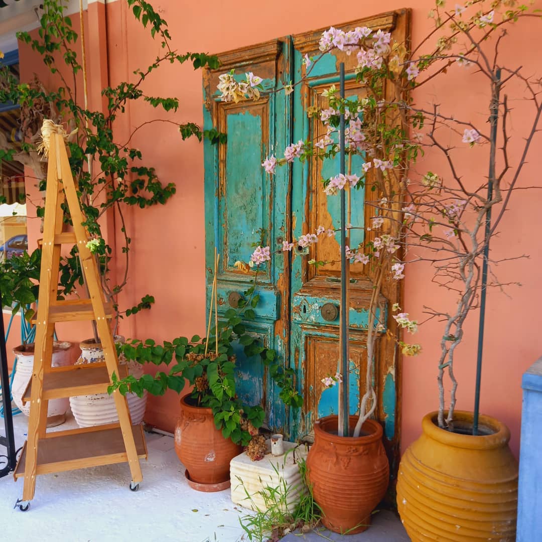 citypassGR's tweet photo. Let´s explore Katakolo one of the most colorful villages in Greece. Sometimes all you need is a little splash of colors, right?!
Photo by angelaanagnostopoulou
#village #colors #colour #cruise #cruising #ancientolympia #katakolo #greekvillages #greekvillage #citypass #citypassgr https://t.co/SefcfpKjiV