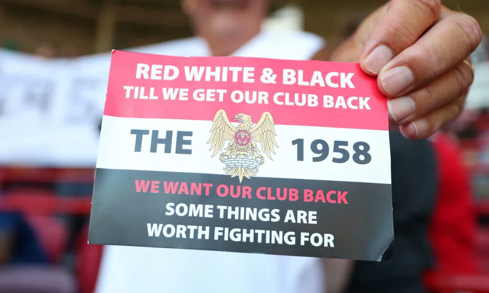 UTDMurphy's tweet photo. Loud and clear ❗️ One message ❗️ One unit ❗️ One aim ❗️
Lets kick those greedy bastards away!
🔰🔰🔰🔰🔰🔰🔰
#EmptyOldTrafford
#GlazersOut
#GlazersMUSTGo
#GlazersOutNOW
#GlazersSellNow
#GlazerOut
#GlazersSellUnited
#ApolloOut
#SirJimRatcliffeIn https://t.co/p3bVuL7kIu