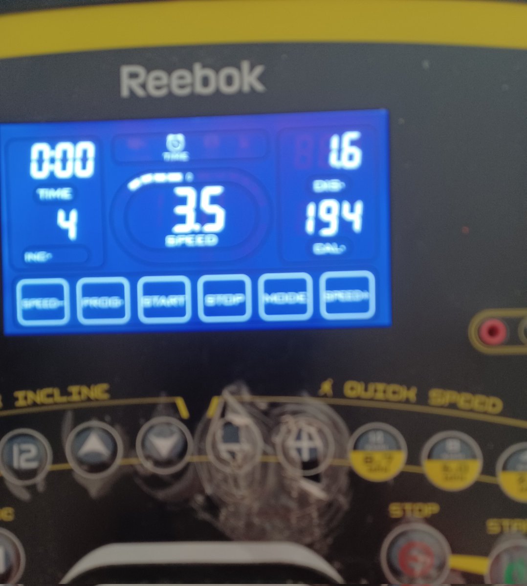 salil_parkar's tweet photo. Treadmill today #AHPsActive #BSOLActive @WeAHPs https://t.co/NBzmwWKmTM