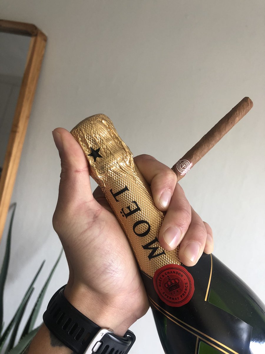 ash tweet media