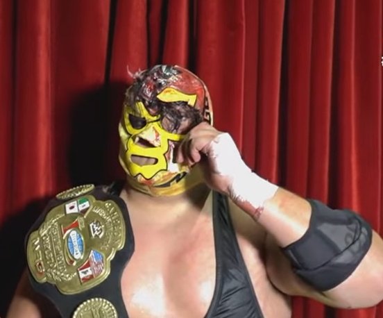 ChirpingBlueJay's tweet photo. Congrats to #GalenoDelMal @DelGaleno on winning the Campeonato Completo IWRG. @LUCHALIBREIWRG #WrestlingTwitter #WrestlingCommunity #wrestleUNIVERSE #WWE #AEW #NWA #Wrestling #LuchaLibre @WagnerJrOficial
#BienBienBien #MalMalMal
👊😎👍🏆 https://t.co/083i863CfK