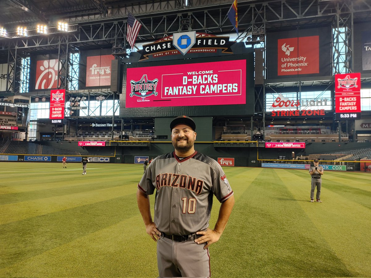 seanrambaran's tweet photo. I had so much fun tonight at the #dbacksfantasycamp reunion game tonight! 3 years in the making thanks to you-know-what. I even caught for the first time in forever- I think I need a cold plunge...

#Dbacks @Dbacks @Luisgonzo20 @GregSwindell @s_rand34 https://t.co/rUPtf7EZpR