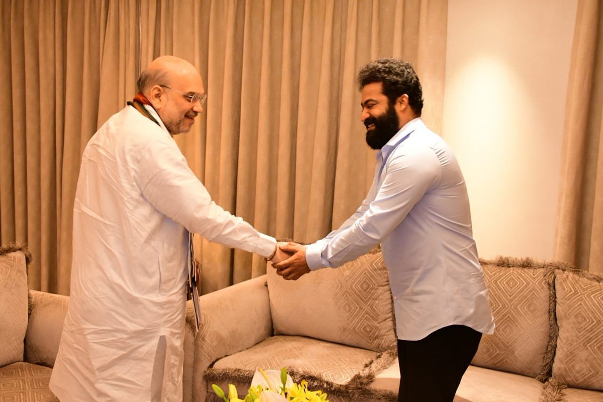 AdvShaikhMujib's tweet photo. Two Acton Heroes in one frame…
(Something big is about to happen just wait and watch)

#AmitShahWithNTR #AmithShahWithNTR #NTR30 #AmitShah #NTRAmitshahMeet @AmitShah @tarak9999 https://t.co/Tw2TZLB8P1