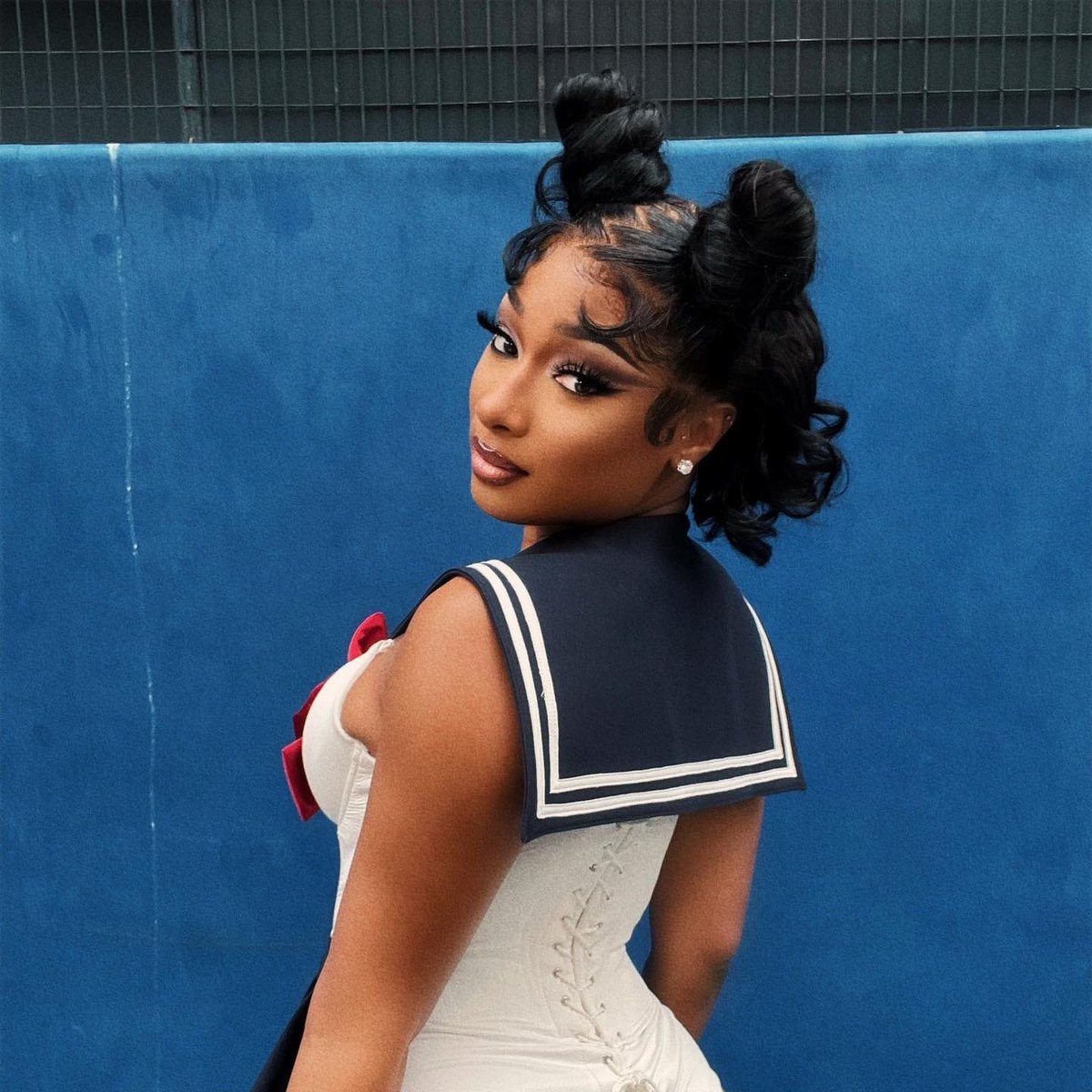 ToonGodTV's tweet photo. Megan Thee Stallion as Sailor Moon in Tokyo, Japan 🌙 @theestallion 

#megantheestallion #sailormoon #megantheestallioncosplay #megtheestallion https://t.co/3sIFByEt2B