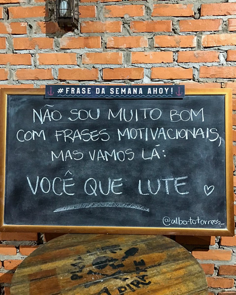 ahoyblumenau's tweet photo. "Não sou muito bom com frases motivacionais, mas vamos lá: você que lute" 😌🙏
#FilosofiaDeBar #FraseDaSemanaAhoy https://t.co/h6kbN6TjYy