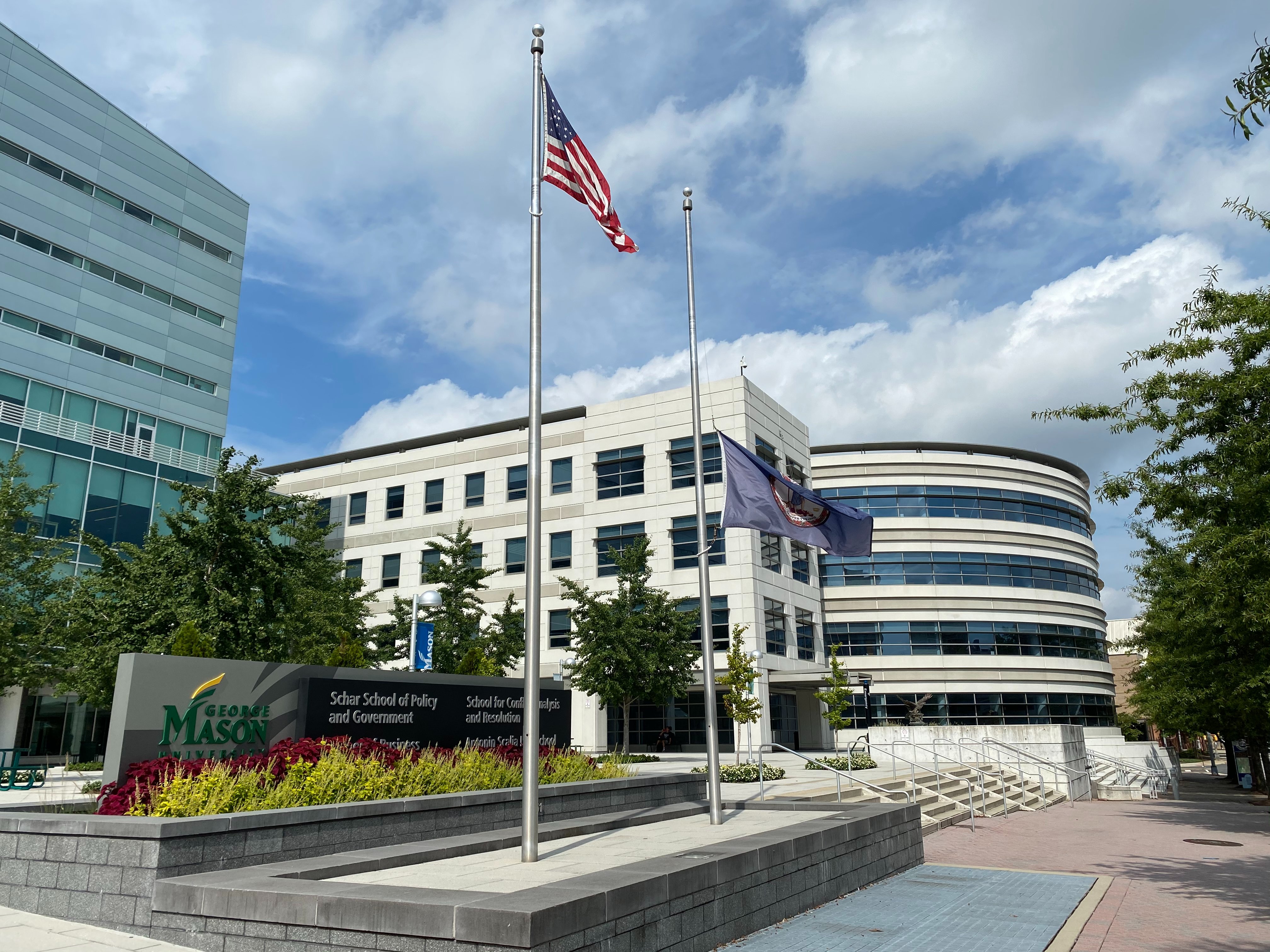 GMU Law Library (GMULawLibrary) / Twitter