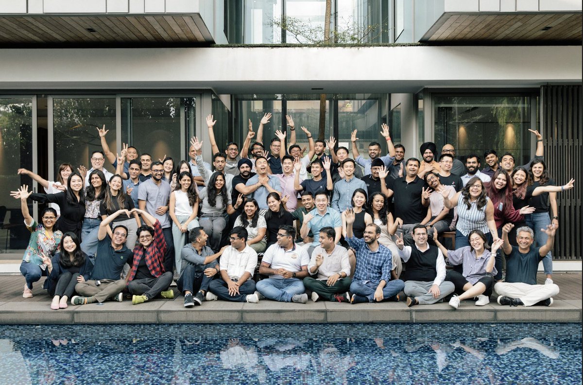Surge (@_surgeahead) on Twitter photo 4/ It was a blast connecting with this cohort IRL as we kicked off #Surge07 in person (we haven't done that since we kicked off #Surge02 in 2019!).
Can't wait to spend the next few months learning, sharing & building with our founders, <a href="/SequoiaIndiaSEA/">ex- SequoiaIndiaSEA</a> team & speakers! 💛 4/ It was a blast connecting with this cohort IRL as we kicked off #Surge07 in person (we haven't done that since we kicked off #Surge02 in 2019!).
Can't wait to spend the next few months learning, sharing & building with our founders, <a href="/SequoiaIndiaSEA/">ex- SequoiaIndiaSEA</a> team & speakers! 💛