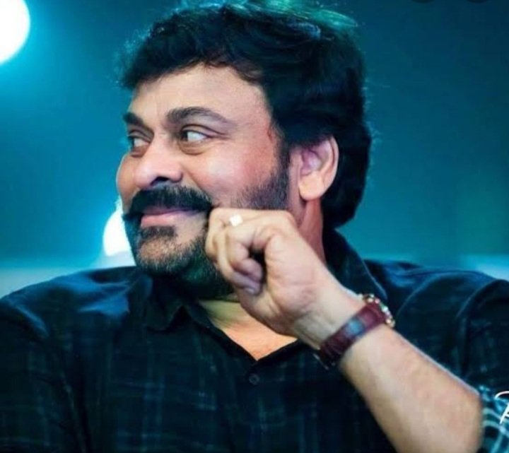 PrasanthPoredd2's tweet photo. మా ఆరాధ్య దైవం శ్రీ మెగా స్టార్ చిరంజీవి గారికి పుట్టినరోజు శుభాకాంక్షలు,@konedala_ @PawanKalyan @NagaBabuOffl @JanaSenaParty https://t.co/LfTRRkKKnp