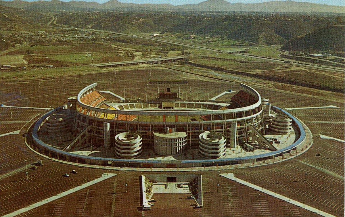 NateAbaurrea's tweet photo. San Diego Stadium. August, 1967. https://t.co/IStUkWH9lN