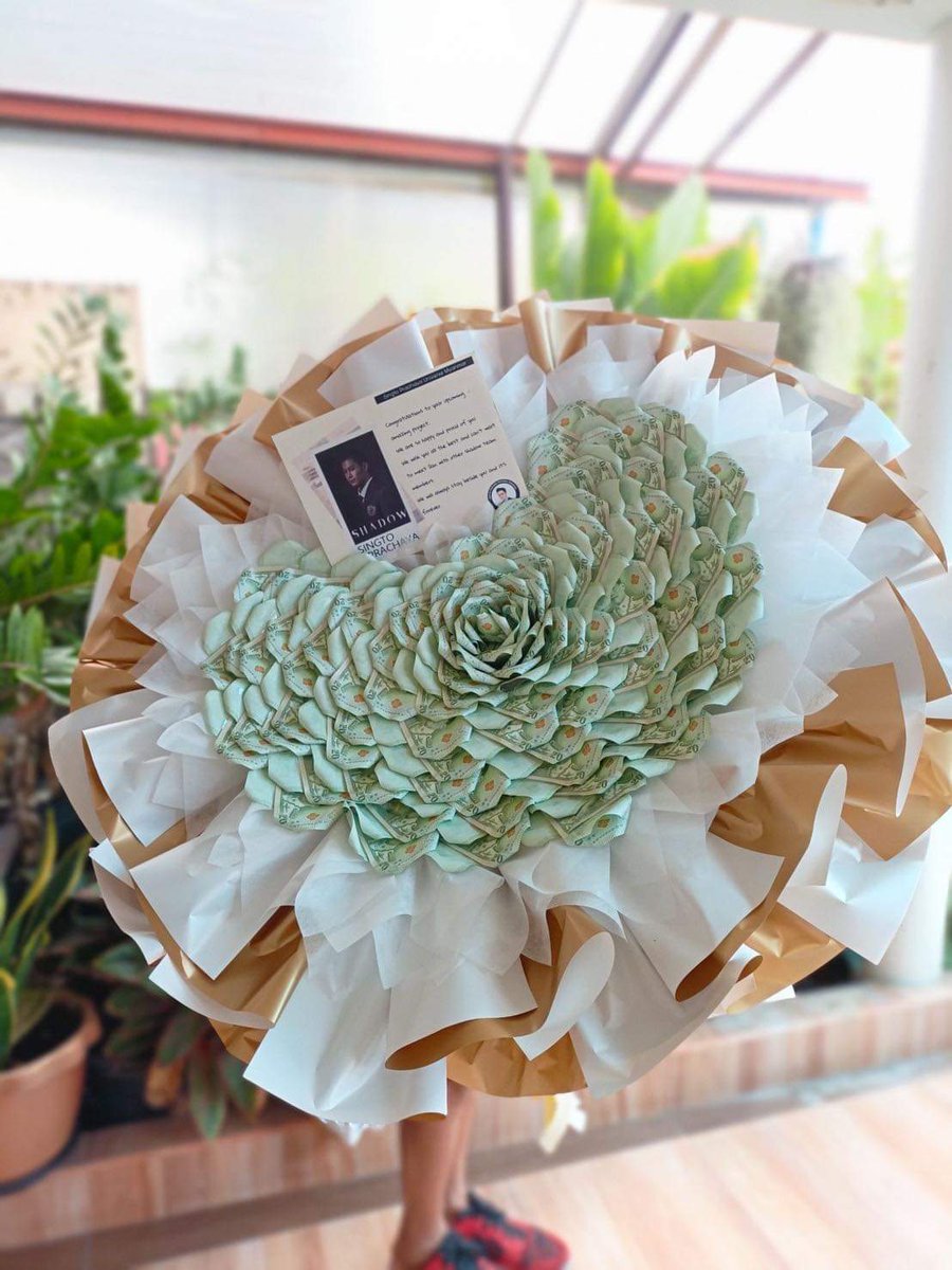 We sent beautiful money bouquet with our love as an encouragement to P’Sing for his new upcoming project 'Shadow'. We wish for the best for Singto and the shadow teams. We are so interested in Dan’s character and can’t wait to see on screen. 
Always love&amp;support.
#บวงสรวงShadow