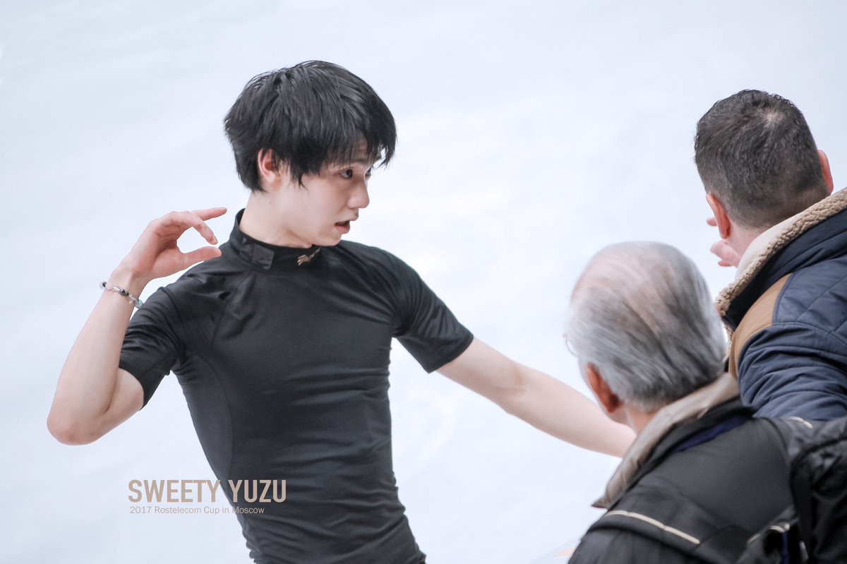 sweety_yuzu's tweet photo. #羽生結弦 
#羽生结弦 
#YuzuruHanyu𓃵 
#HANYUYUZURU𓃵 
#Rostelecomcup2017 https://t.co/aJNqcAO55L
