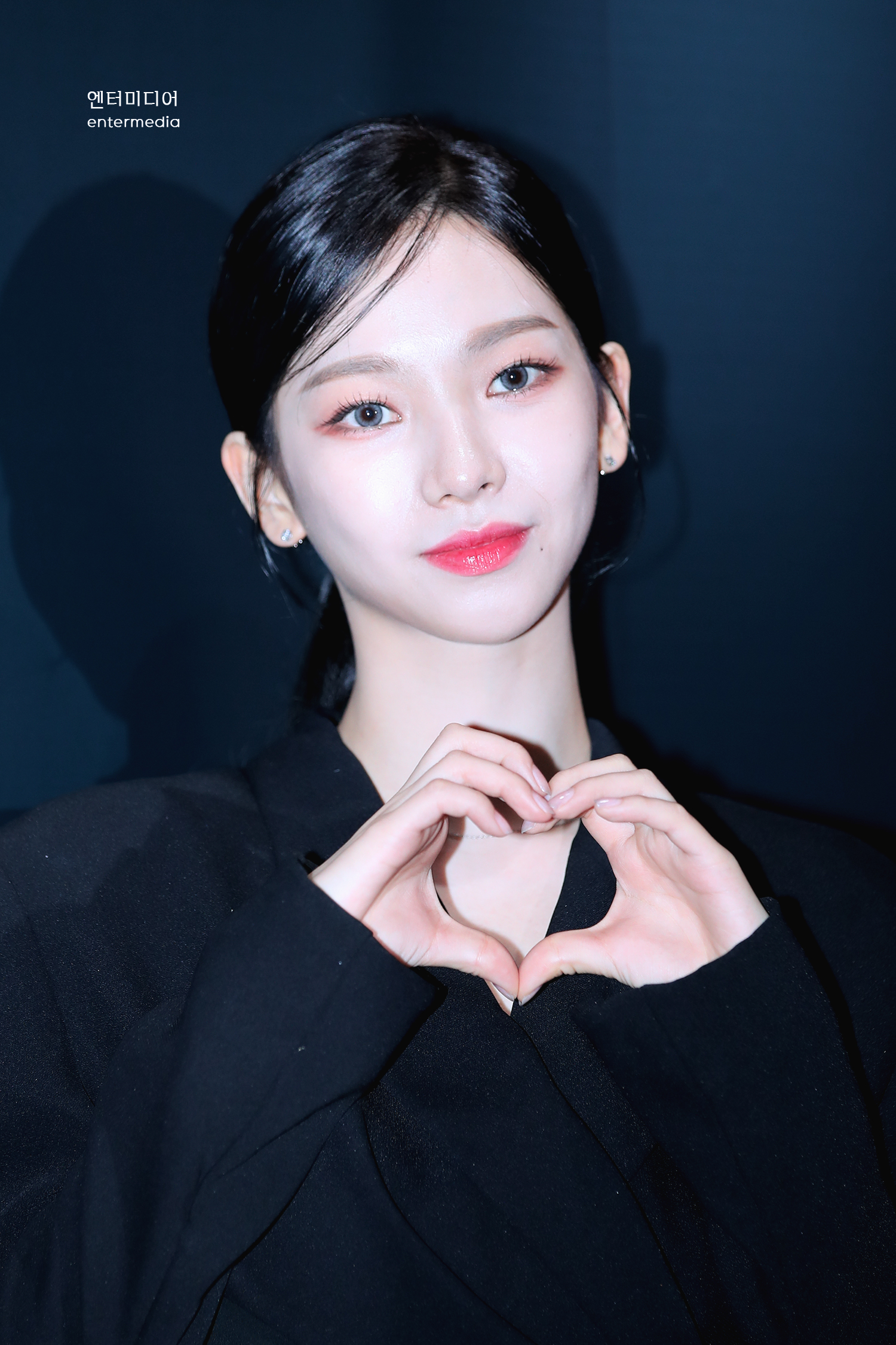 FavLoGaaQAAr0M4.jpg:orig