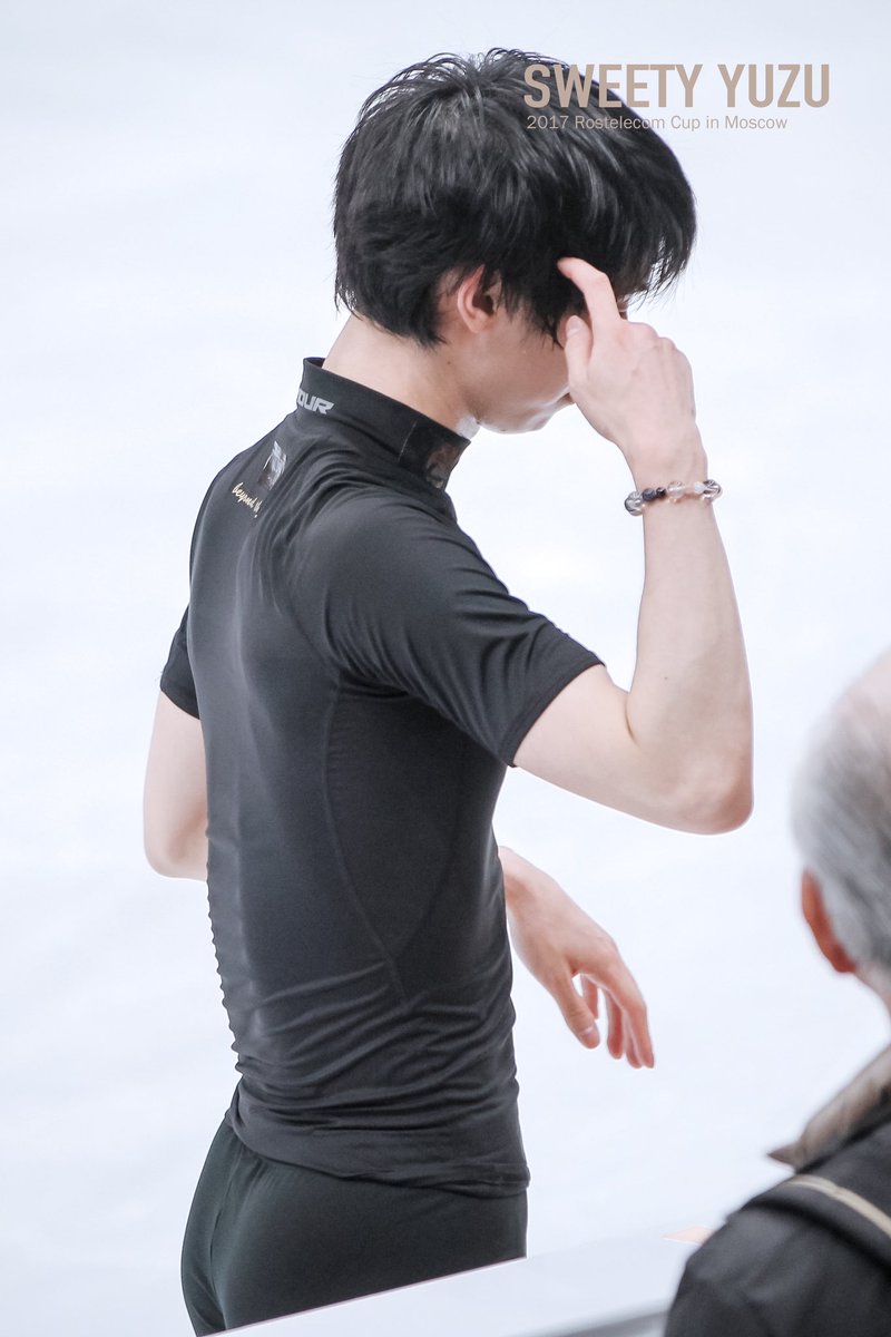 sweety_yuzu's tweet photo. #羽生結弦 
#羽生结弦 
#YuzuruHanyu𓃵 
#HANYUYUZURU𓃵 
#Rostelecomcup2017 https://t.co/ZQ1CUTJZ93