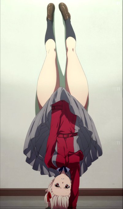 Tag me when women start doing this pose in her cosplay 🙏🏻 please https://t.co/vcJM6nGlXD