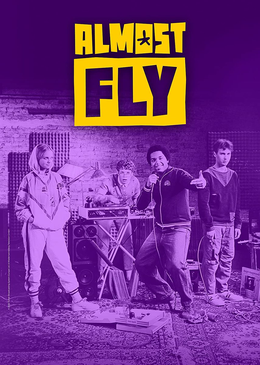 Chofer_de_micro's tweet photo. Almost fly, serie alemana de unos chicos que descubren el Hip-Hop y desean adentrarse en la cultura, aunque son objeto de burla en su escuela. Está chingona. El capítulo 1 me encantó. #AlmostFly 

https://t.co/hRYheOUoMv https://t.co/FfEfLTyR0V