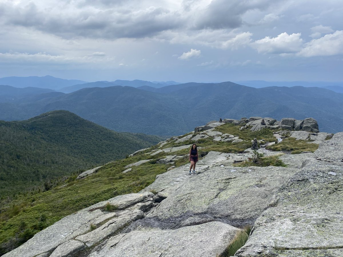 SoniaHendrix's tweet photo. A weekend well spent. #ADK #wrightpeak https://t.co/hs9Ctti97B