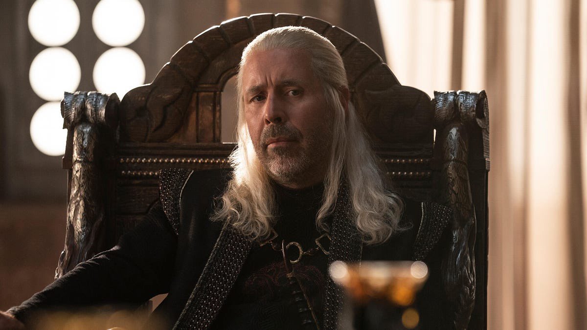 ClamsAndCockles's tweet photo. Digest the series premiere of #HouseoftheDragon — “The Heirs of the Dragon” — with our recap and reaction podcast hosted by @WRBolen and @BarrettDudley available now. #HOTD 

Listen on Spotify: https://t.co/x5xaN3QO2H

Apple Podcasts: https://t.co/b4tXyvNEYV https://t.co/0P7RQc9RFM