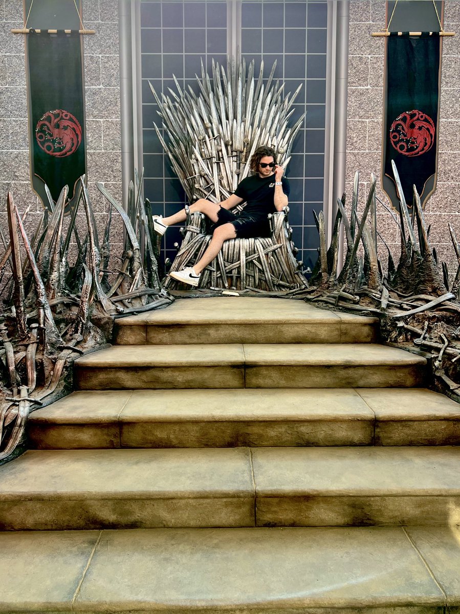 JoshMoreno3's tweet photo. @HouseofDragon #HouseoftheDragon #HBOGiveaway https://t.co/rk4I5SuOJg