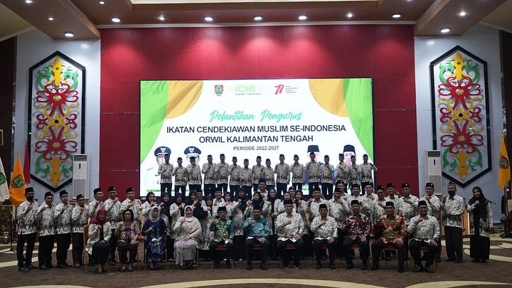 Kegiatan Pelantikan Pengurus ICMI Orwil Kalimantan Tengah Periode 2022-2027. Dr. Kaspinor, M. Si. dan Hendra Kurniawan M.A.P. masing-masing dilantik sebagai Ketua ICMI Orwil Kalteng dan Sekretaris ICMI Orwil Kalteng. #ICMI