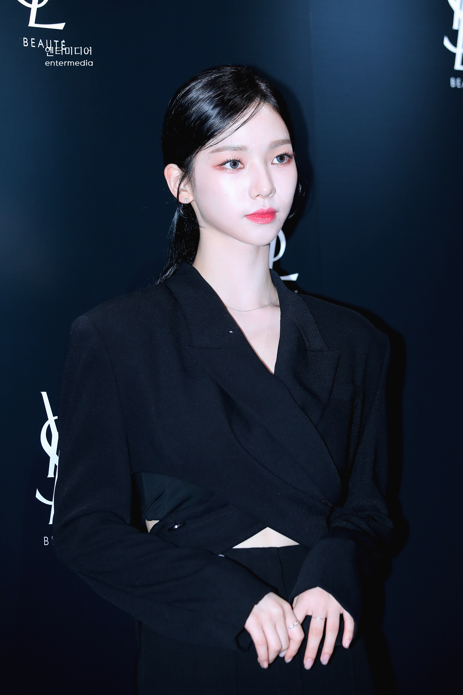 FavaF9paIAAQLrE.jpg:orig