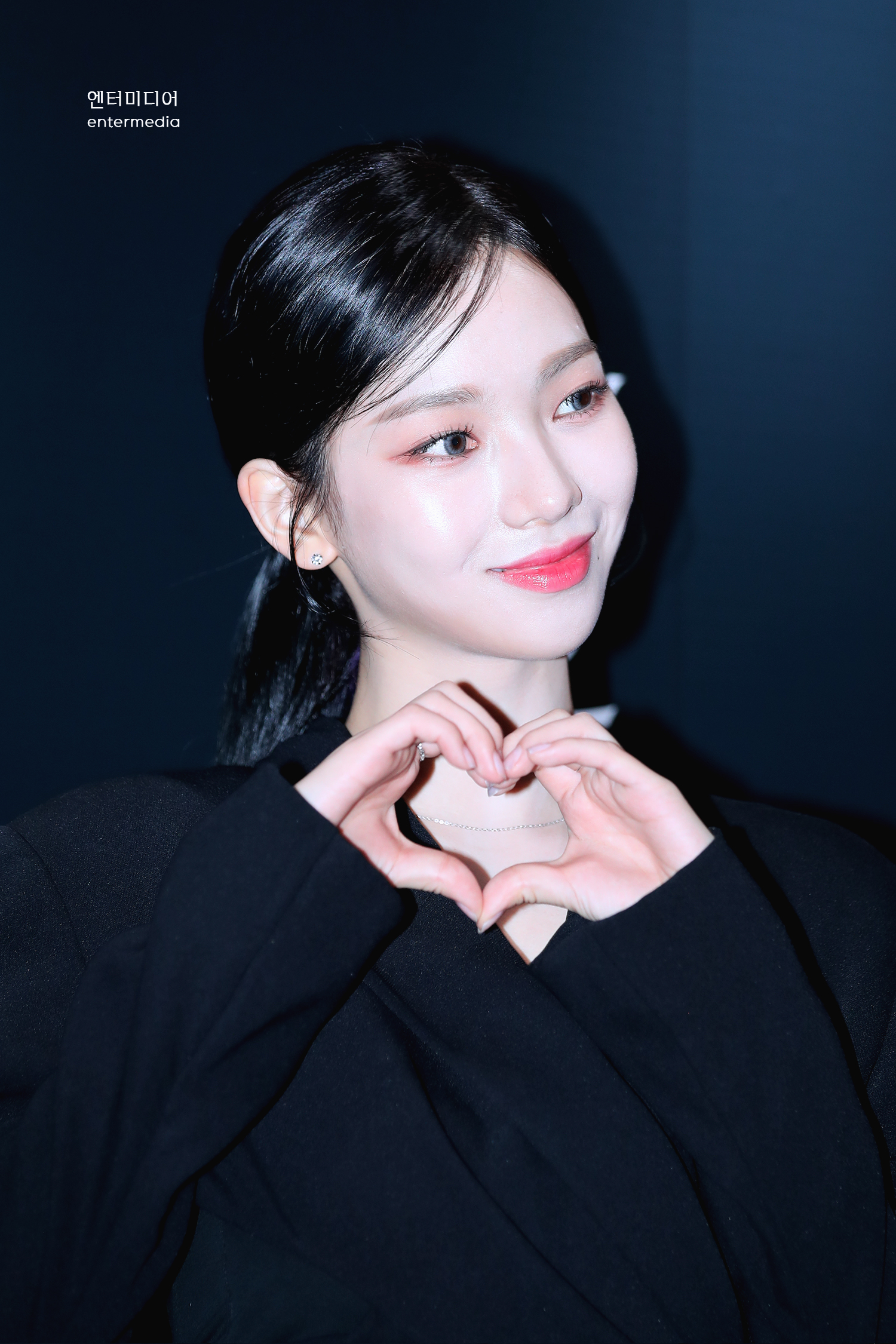 FavaSJdaAAAkX9t.jpg:orig