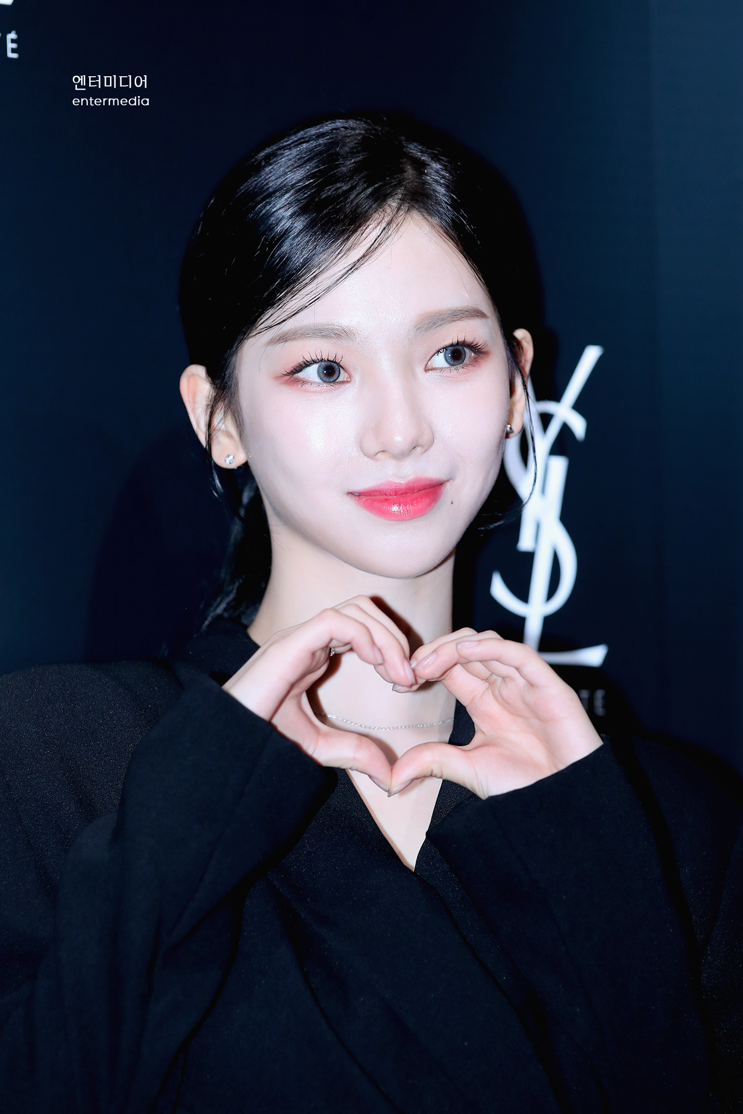 FavaSJdakAA9T-M.jpg:orig