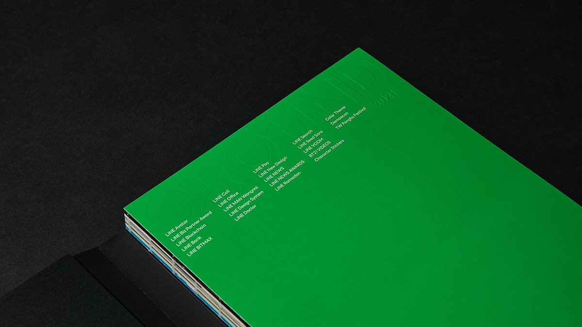 lydesign_jp's tweet photo. LINEのデザイン哲学や文化を詰めこんだ書籍『LINE GROUND』（非売品）とその関連グッズのデザインがコチラです。キャンペーンに当選された方は到着を今しばらくお待ちください。また、今後もイベントに参加いただいた方などにプレゼントする予定ですので、お楽しみに！🤗
#LINEGROUND https://t.co/2zrfy9vajc