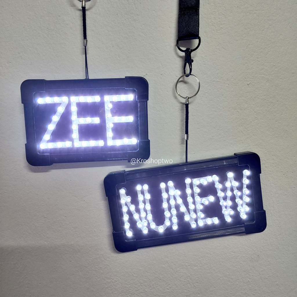 KroShopTwo's tweet photo. Pls RT🔃
[พร้อมส่ง] ป้ายไฟจิ๋ว #ZeeNuNew

ป้ายไฟ + สายคล้องคอ
ZEE = 380฿
NUNEW = 460฿
🚚Free shipping

แค่สายคล้อง(Strap) = 90฿

Order 🖇 https://t.co/K2XIfFac5L

#ซนซน #นิ่งเฮียก็หาว่าซื่อ
#ตลาดนัดซีนุนิว  #ตลาดนัดนิ่งเฮีย
#ของขายเคโระShoptwo #NuNewFanCon
#ZeePrukFanCon #ZonZon https://t.co/iiBZuUp9j1