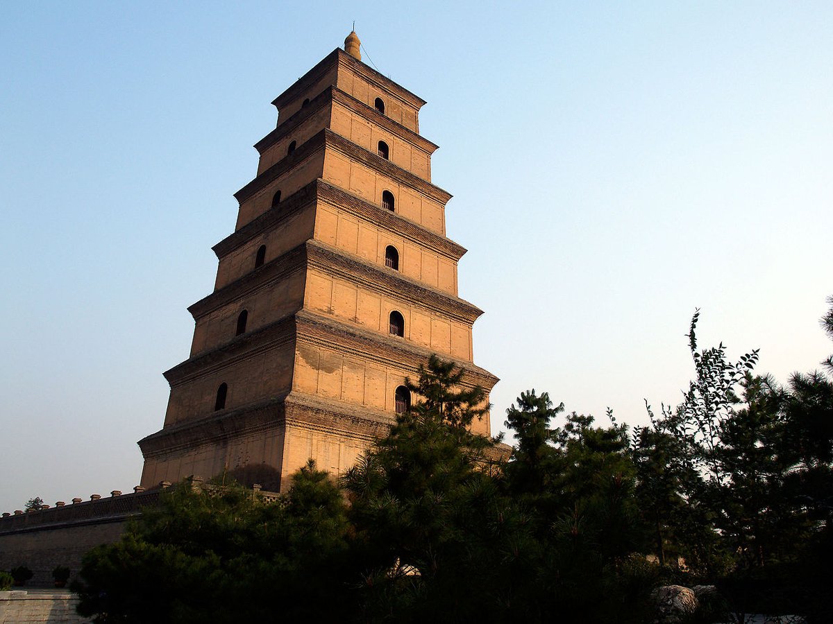 MythOfEmpires's tweet photo. Giant Wild Goose Pagoda (Chinese: 大雁塔), is a monumental Buddhist pagoda located in southern Xi'an, Shaanxi, China. It was built in 648 during the Tang dynasty and originally had five stories.
https://t.co/A2RxTlrxFV
#VideoGames #PCGamer #Gamer #Sandbox #Survival #Crafting #MoE https://t.co/tCvWn21m06